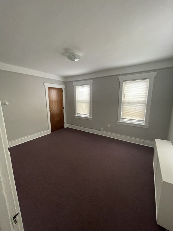 83 S State St #2 - Photo 2 of 11