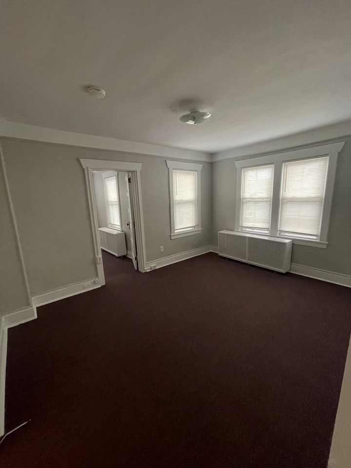 83 S State St #2 - Photo 3 of 11