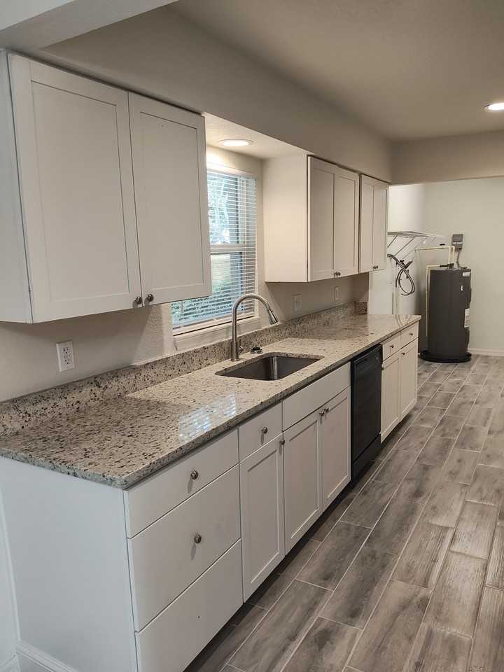 1129 Presque Isle Dr #NA - Photo 5 of 24