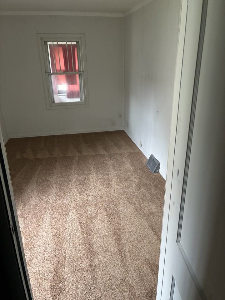 1001 W 6th St #NA - Photo 5 of 5