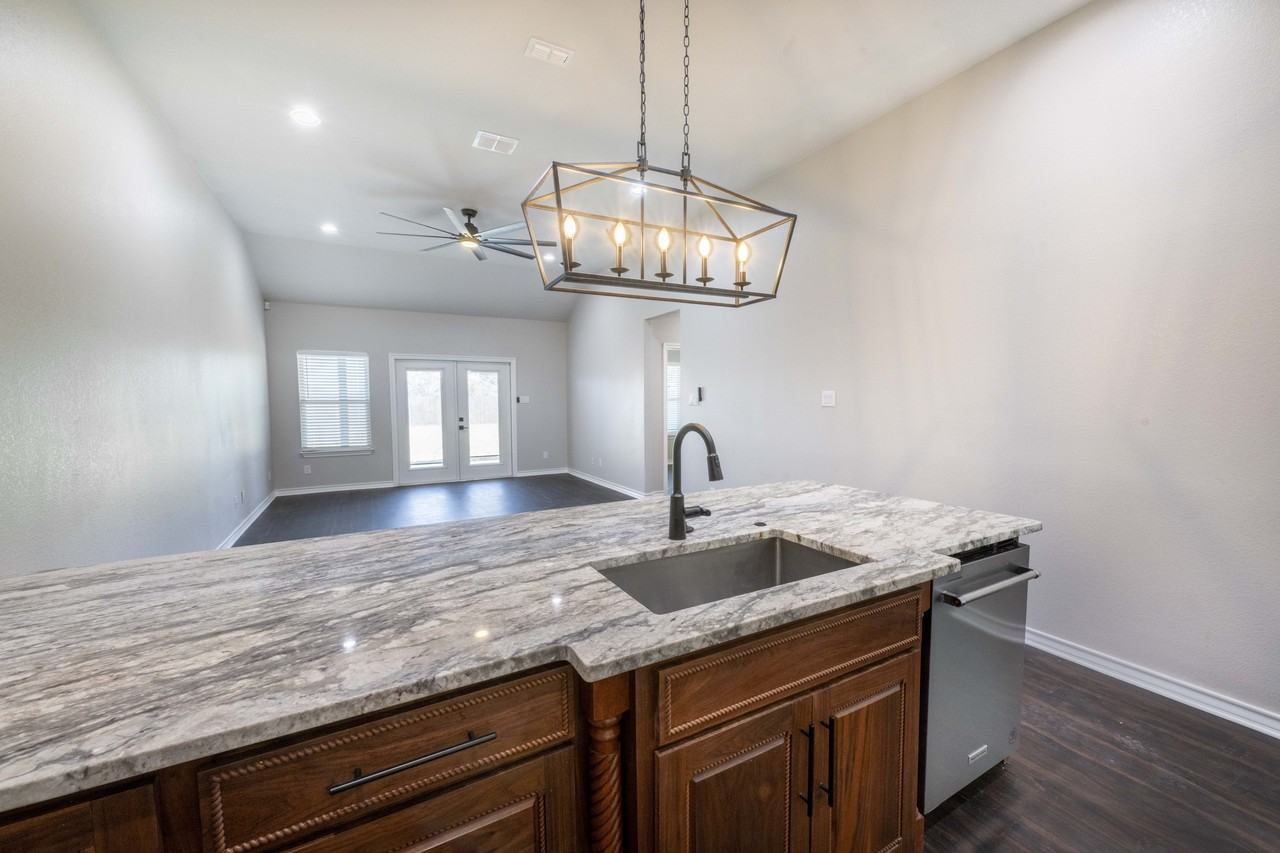 301 Navarro Way #NA - Photo 2 of 12
