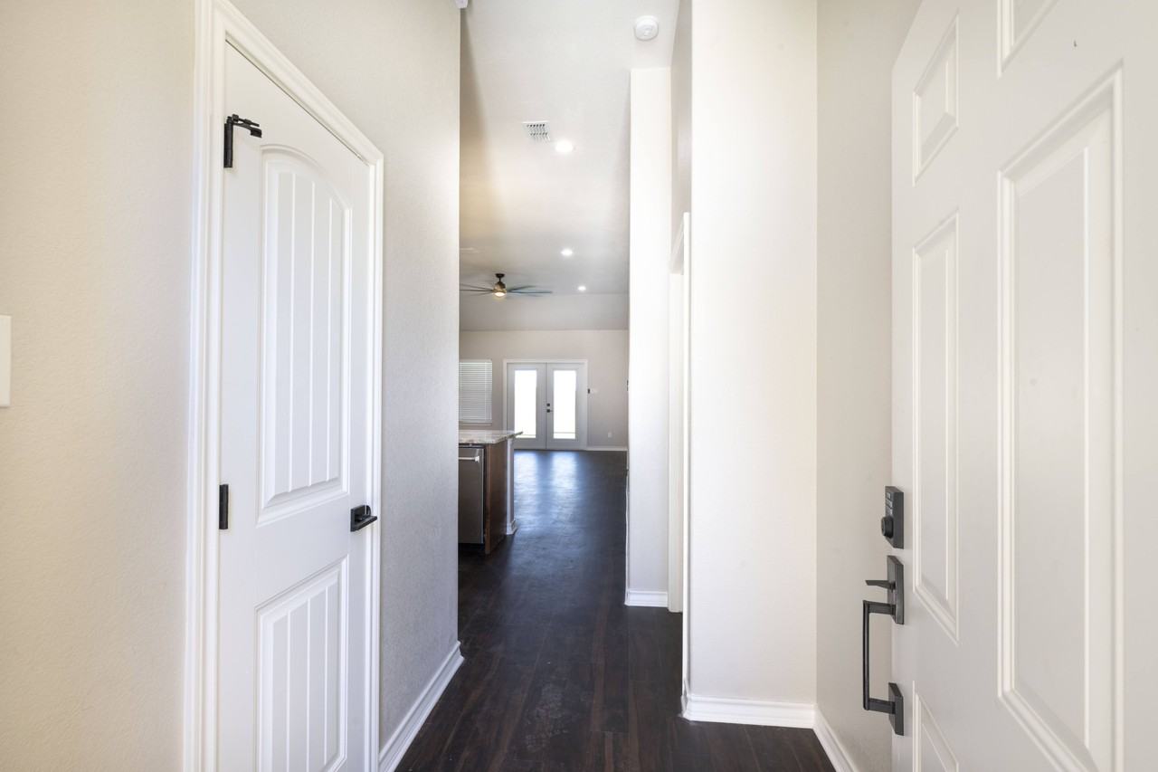 301 Navarro Way #NA - Photo 5 of 12