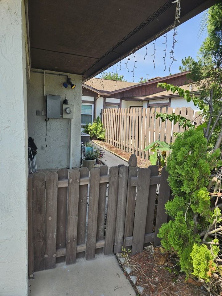 10023 Brightfield Ct #NONE - Photo 2 of 19