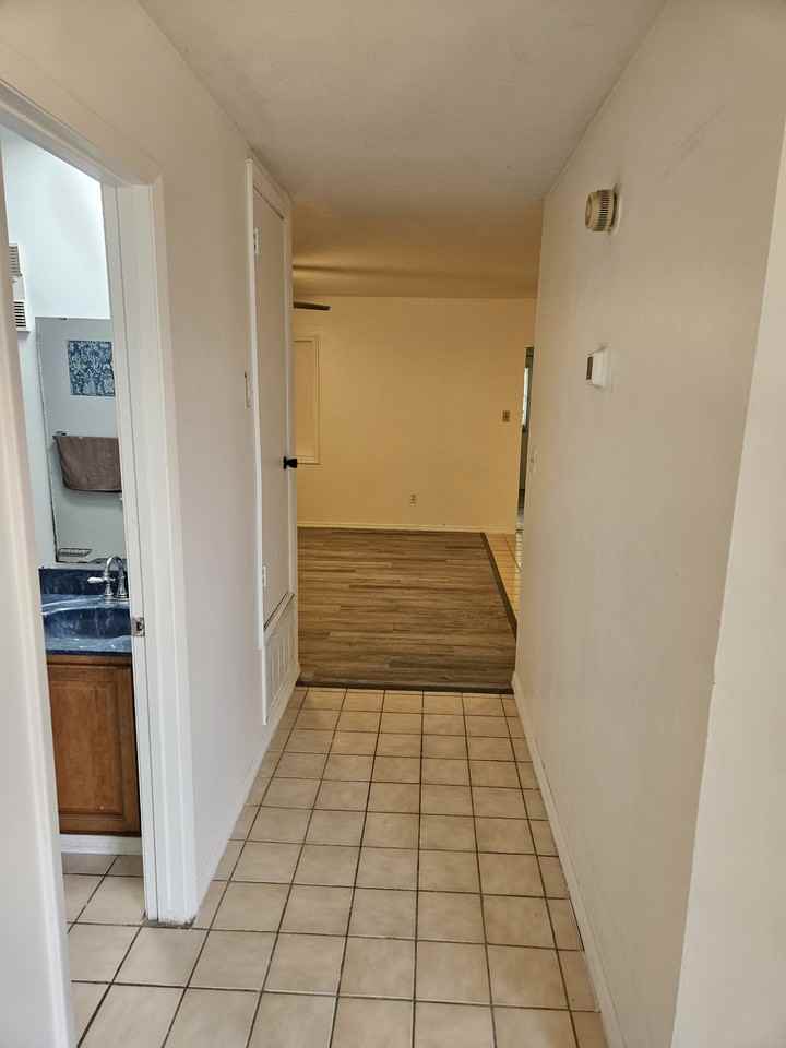 10023 Brightfield Ct #NONE - Photo 7 of 19
