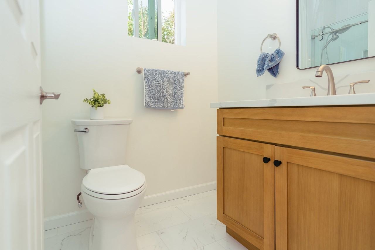 175 E Villa St - Photo 4 of 16