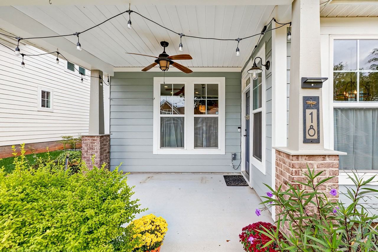 18 Cottage Knoll Cir #NA - Photo 4 of 31