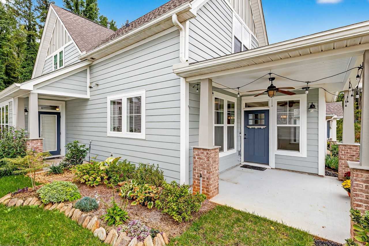 18 Cottage Knoll Cir #NA - Photo 5 of 31