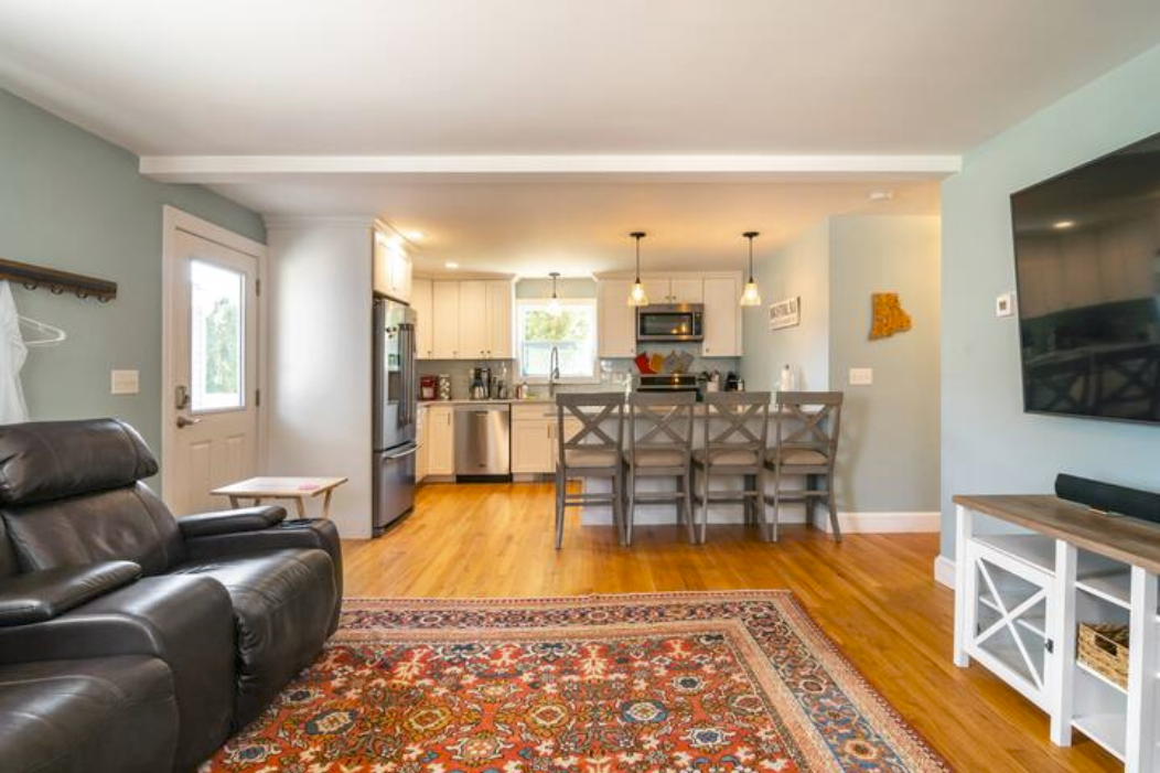 15 Doran Ave #NA - Photo 3 of 10