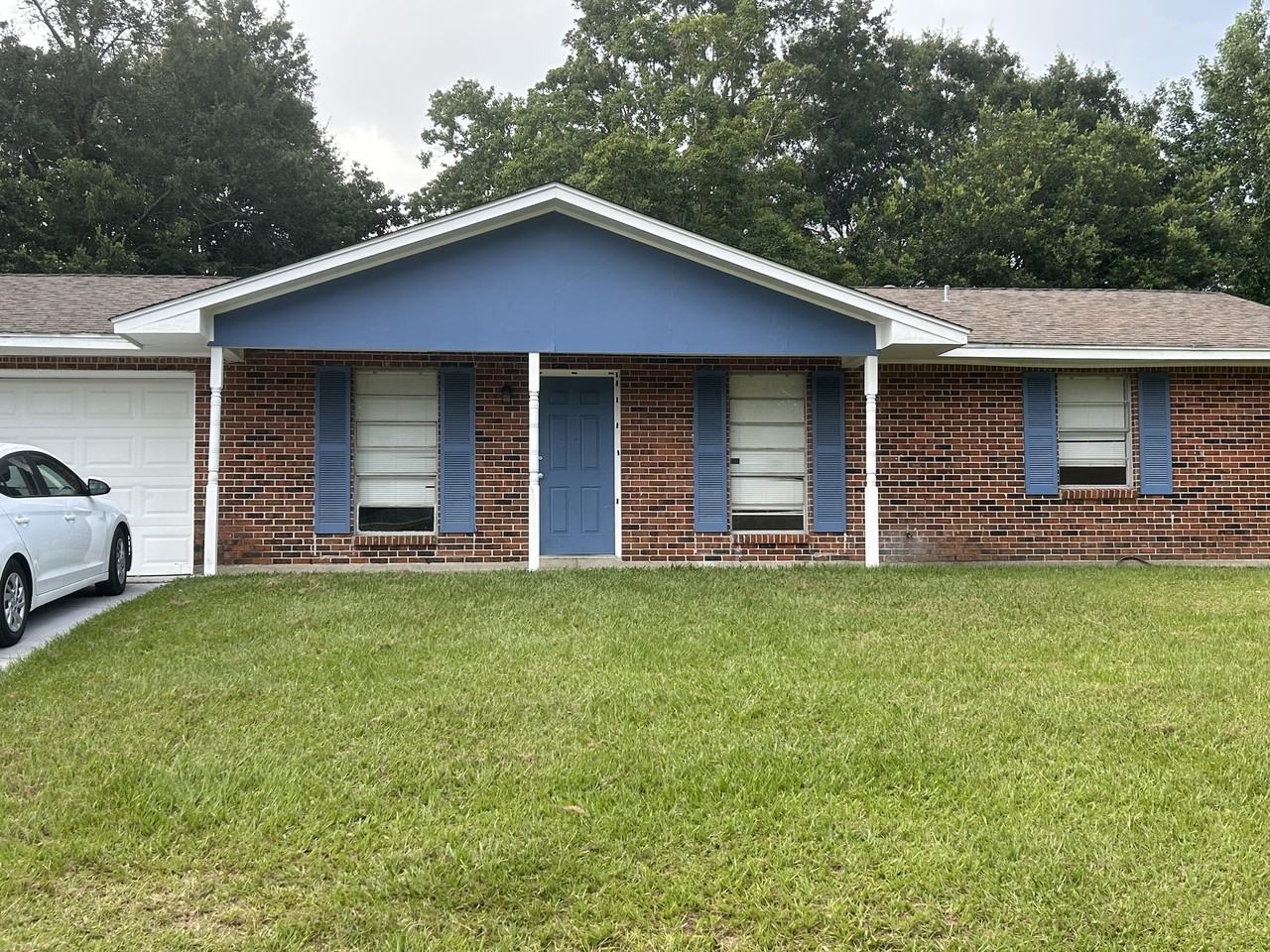 1010 Shirley Dr #NA