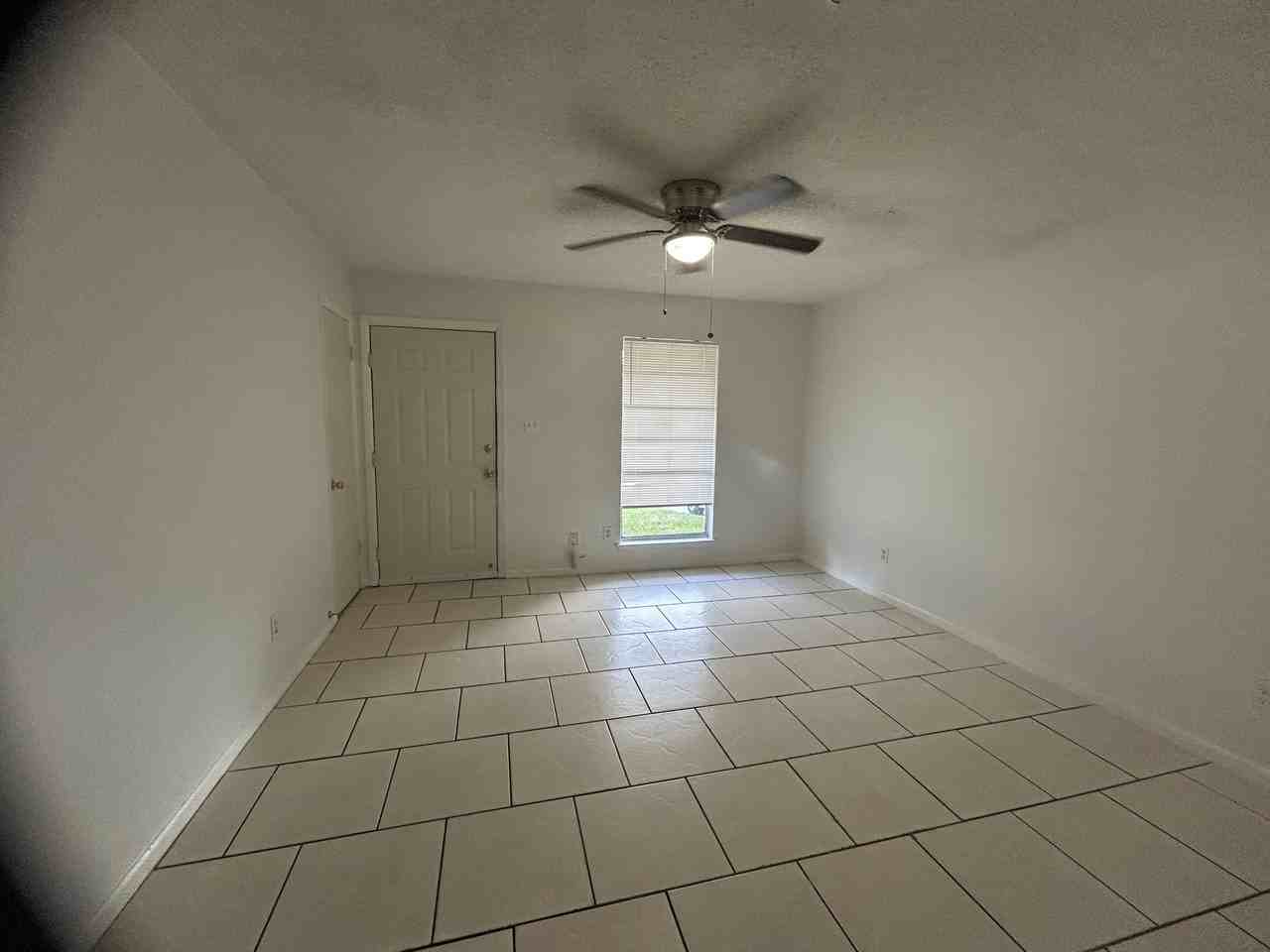 1010 Shirley Dr #NA - Photo 3 of 8