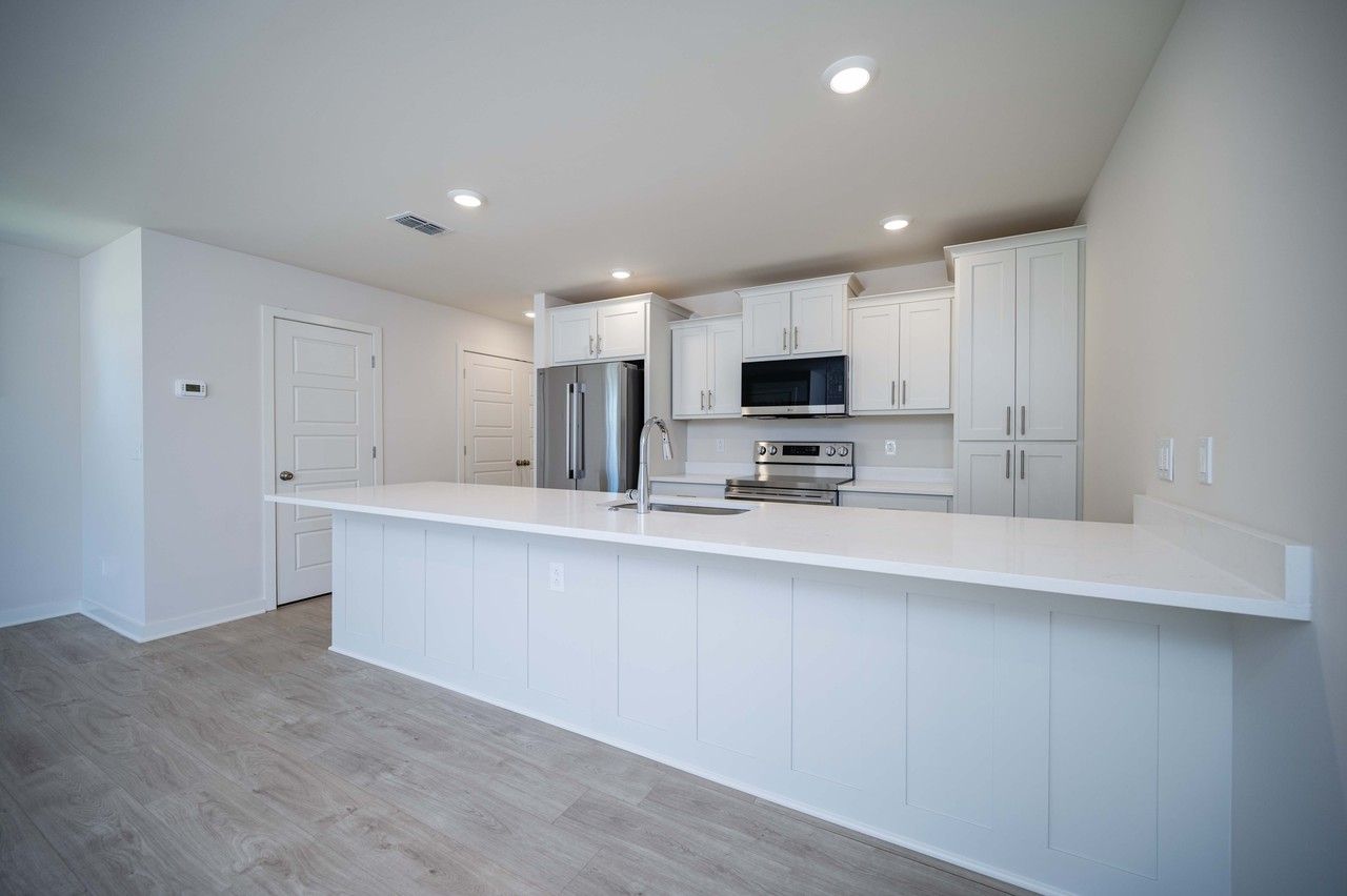105 Mountaindale Dr #103 - Photo 2 of 14