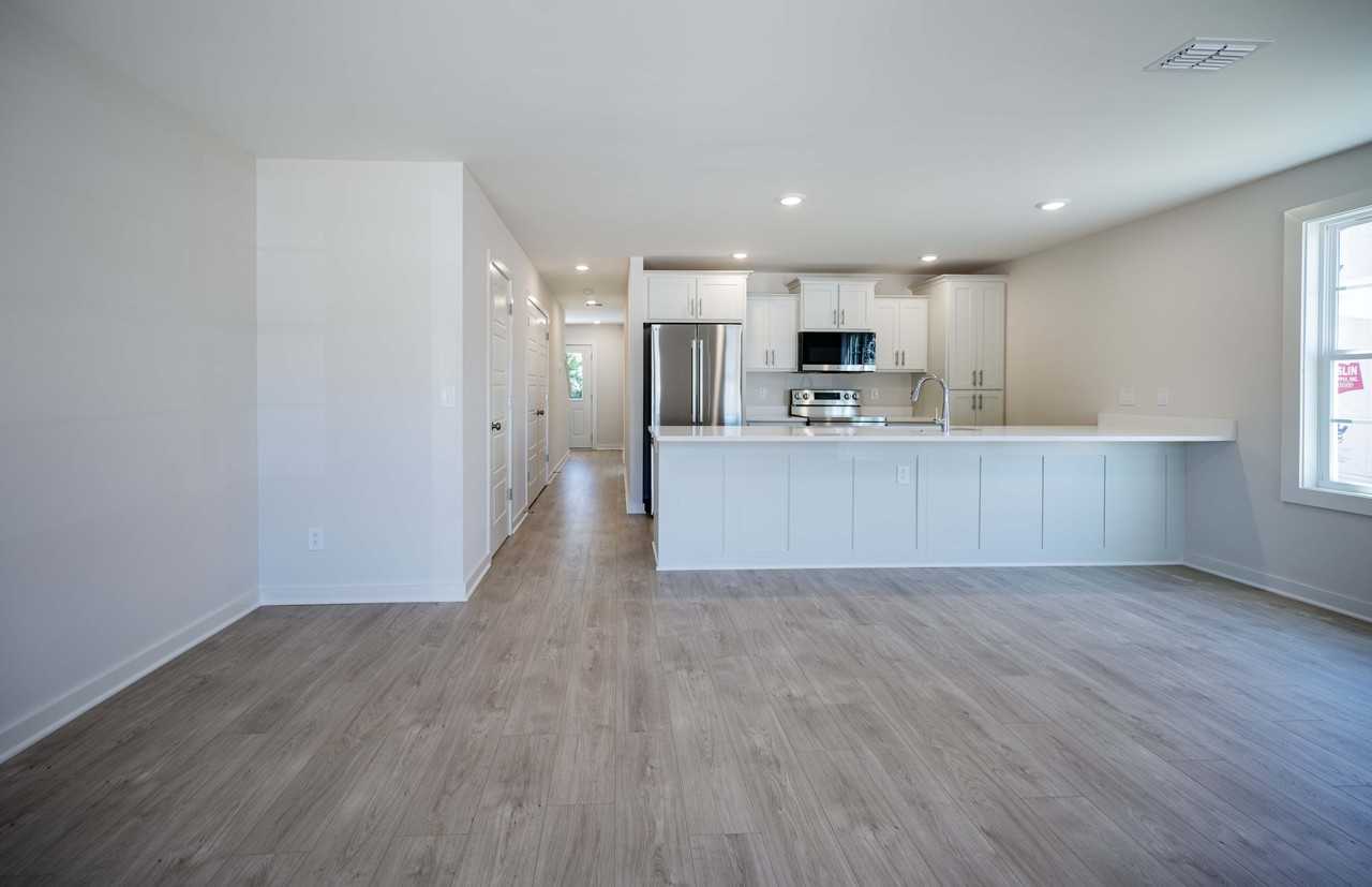 105 Mountaindale Dr #103 - Photo 5 of 14
