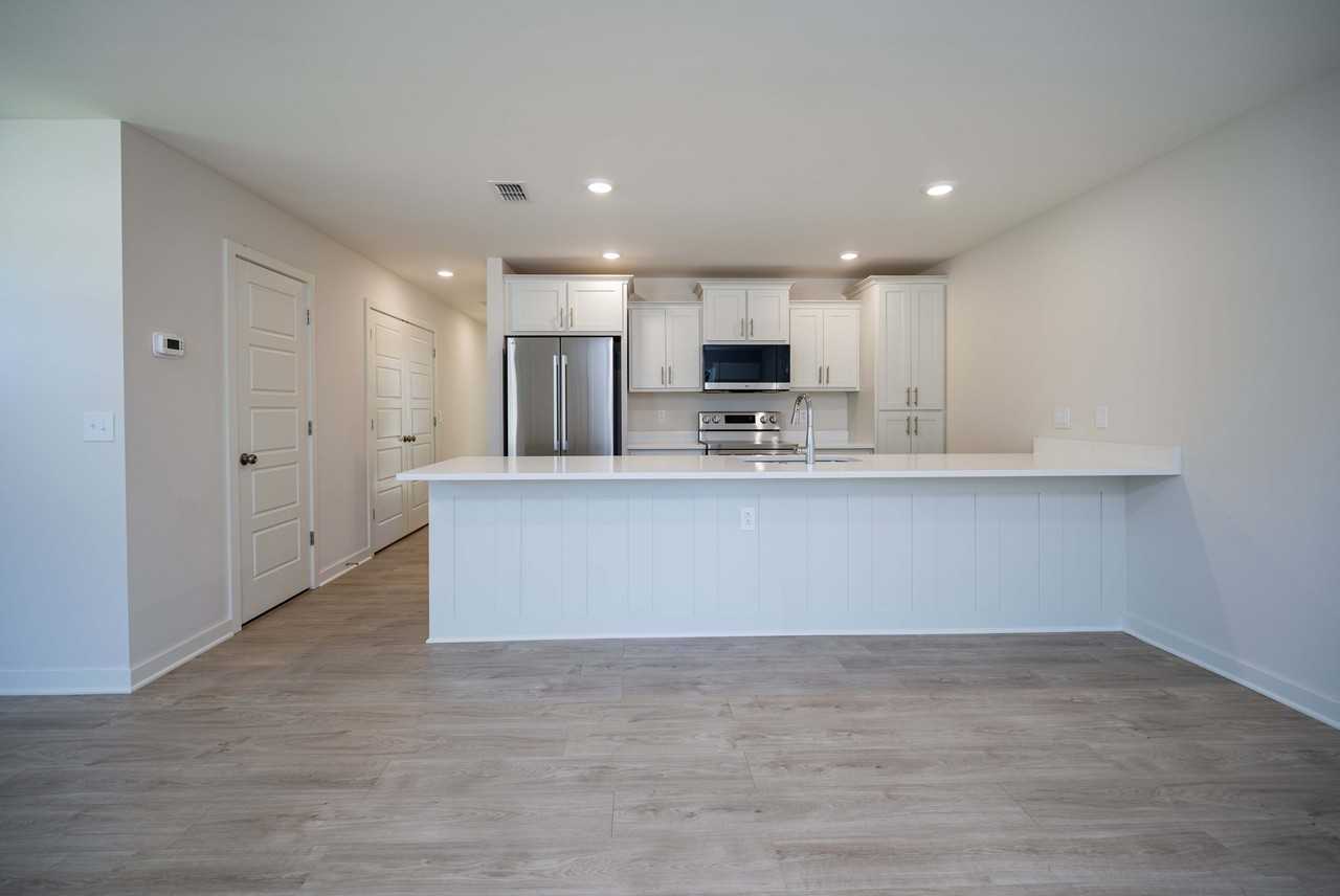 103 Mountaindale Dr #102 - Photo 3 of 18