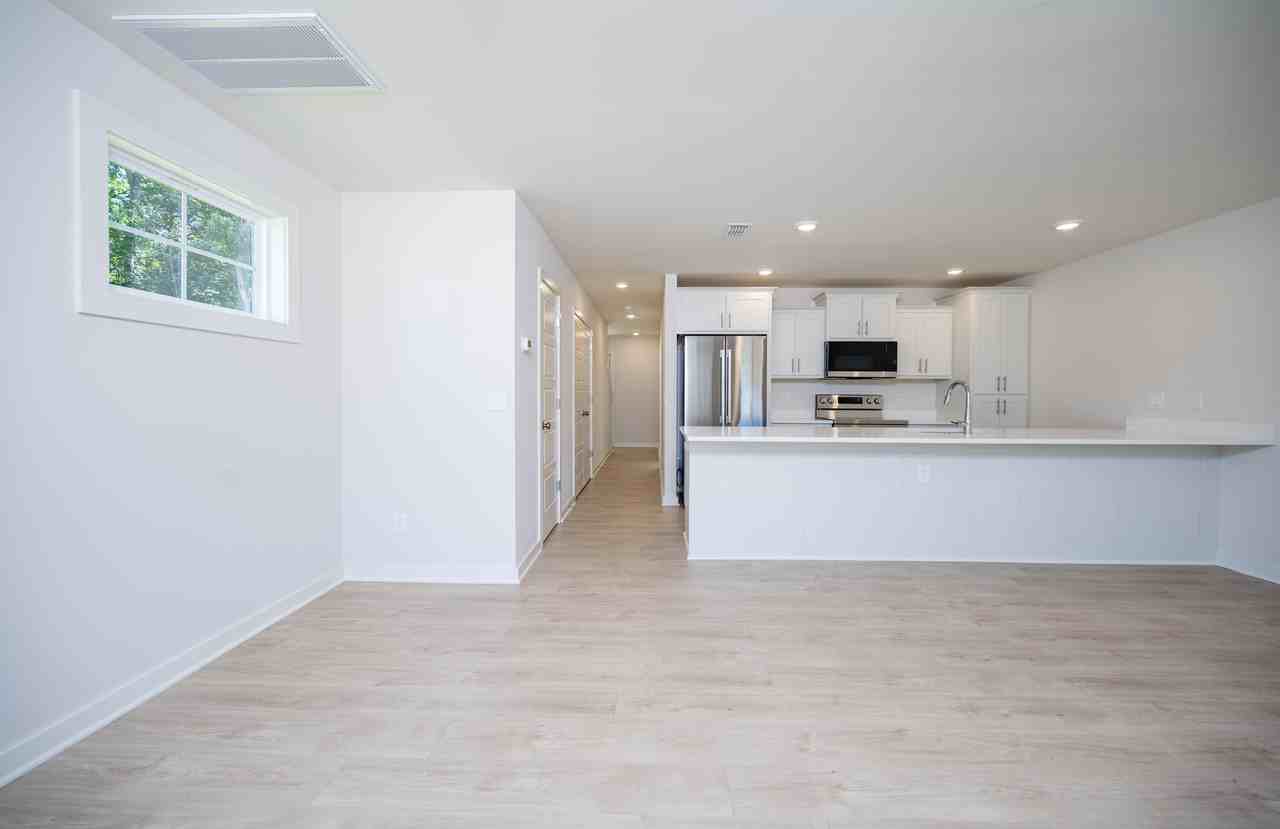 101 Mountaindale Dr #101 - Photo 2 of 16