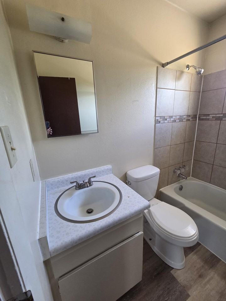 2625 King St #3 - Photo 5 of 17