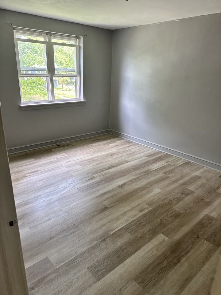 76 S Woodland Ave #B - Photo 6 of 12