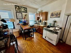206 Hanover St #8 - Photo 1 of 1