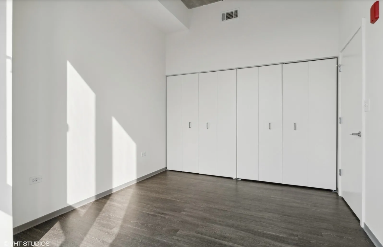1922 N Milwaukee Ave #406 - Photo 7 of 13