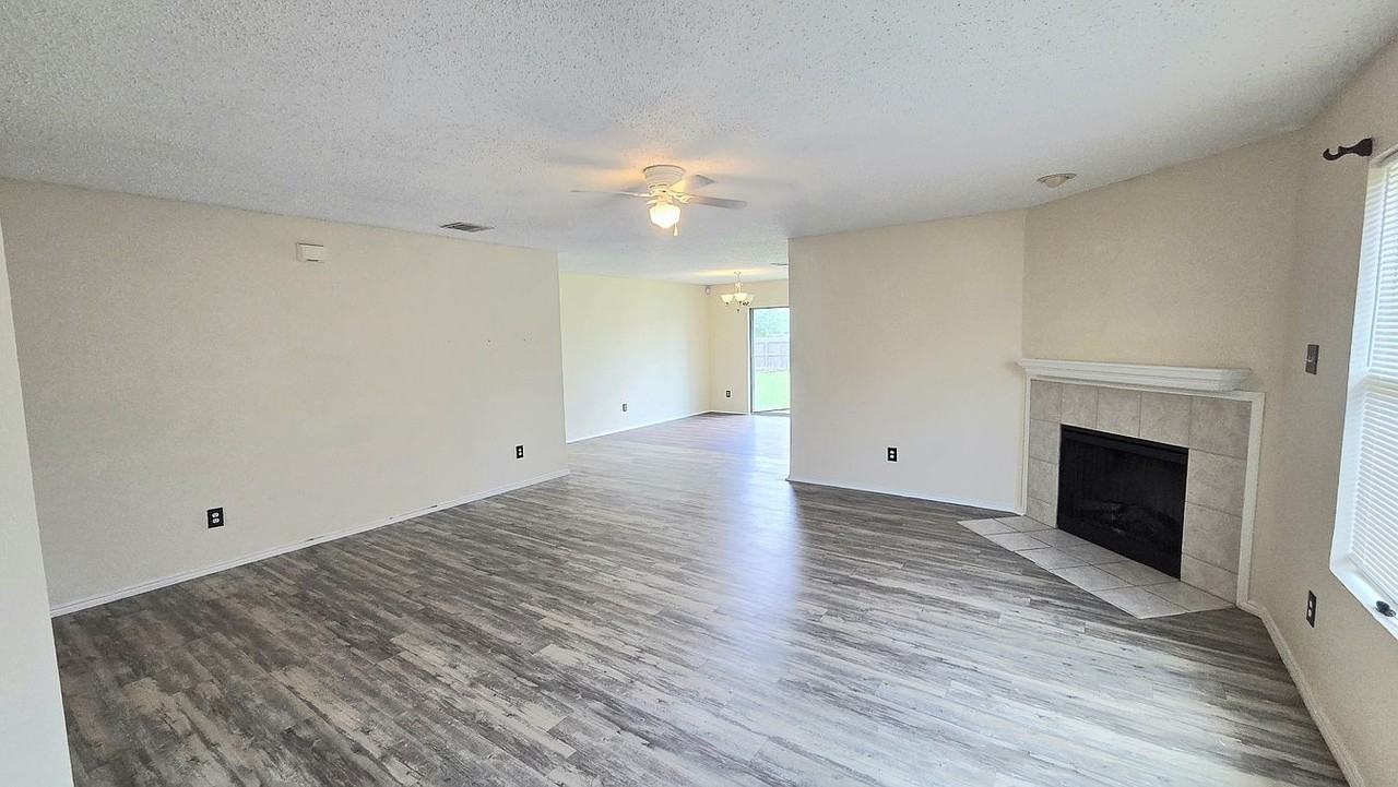 8103 Zephyr Ct #NA - Photo 3 of 17