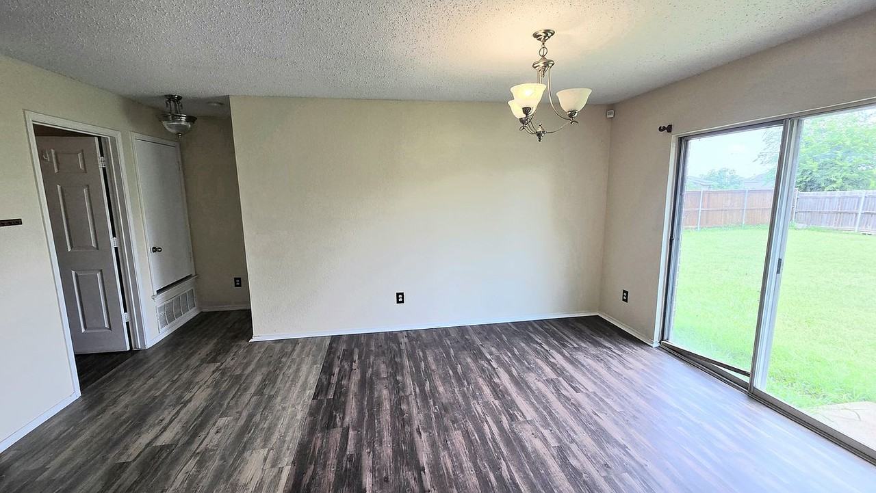 8103 Zephyr Ct #NA - Photo 5 of 17
