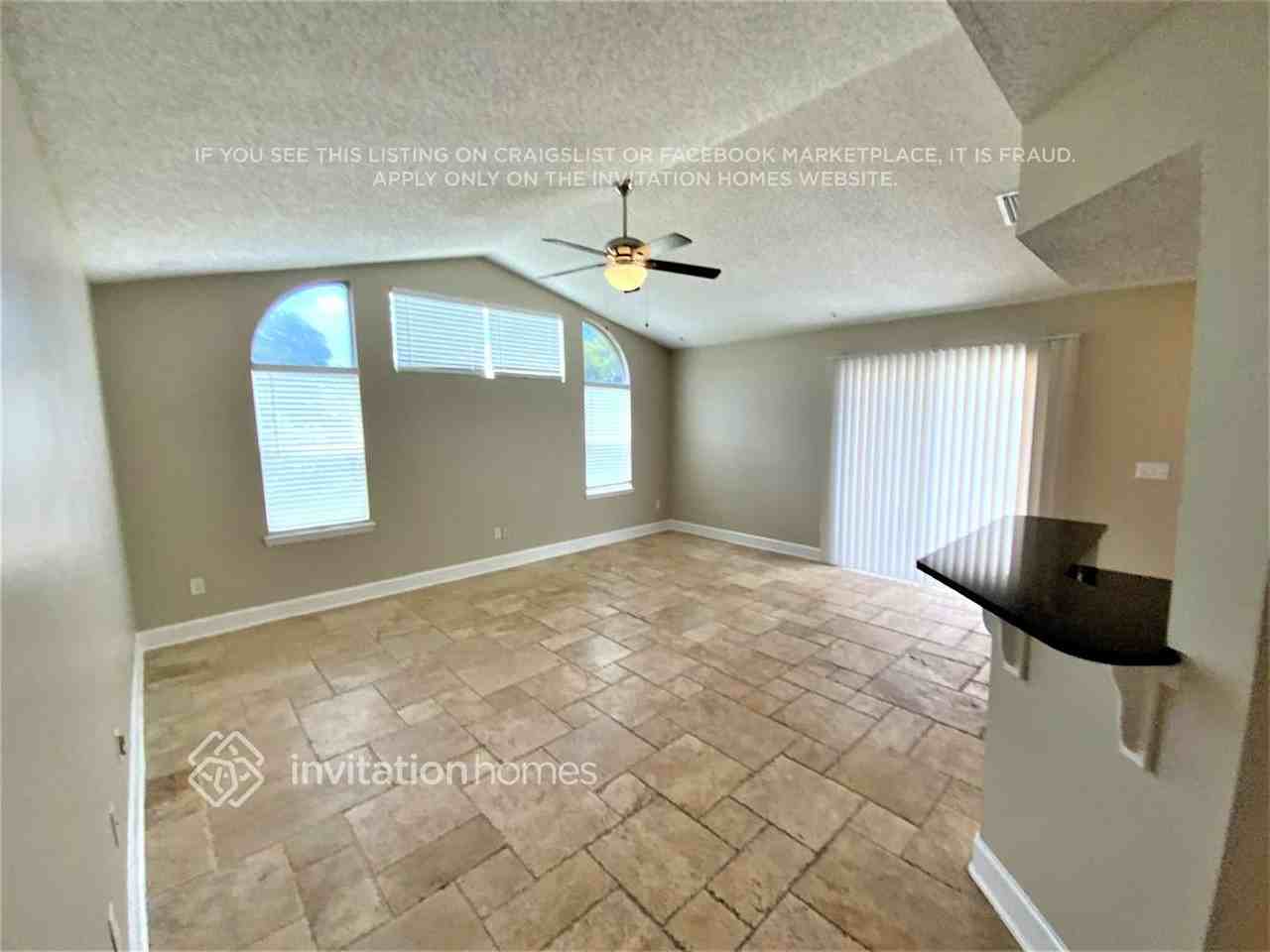 12775 Dunns View Dr - Photo 3 of 15