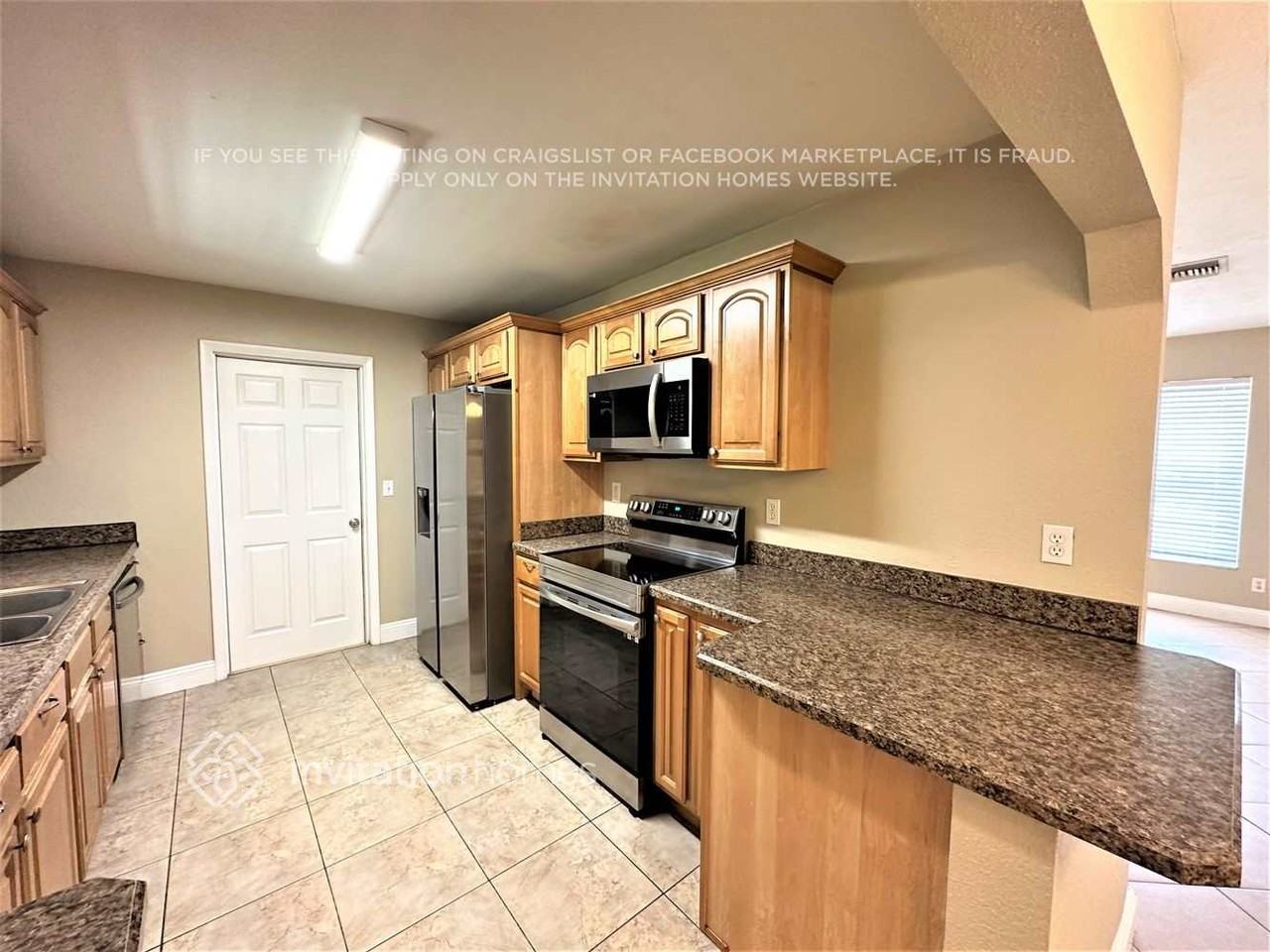 1324 W Hartley Cir - Photo 5 of 21