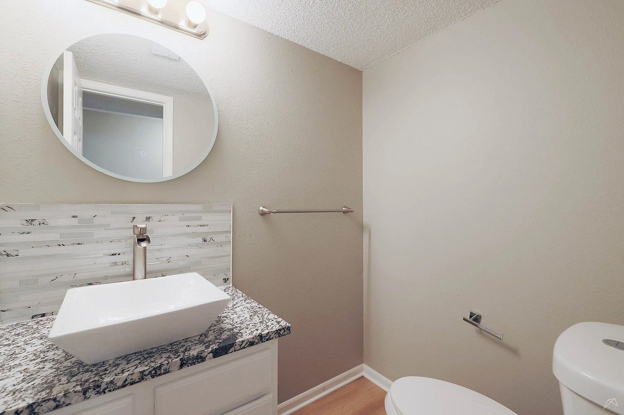 Chestnut Heights Townhomes - Photo 7 of 50