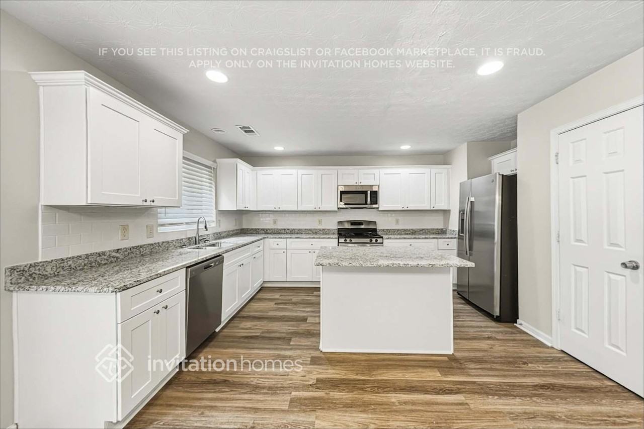 414 Waterbury Way - Photo 7 of 21