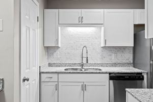 featured image of 4527 18th Ave E