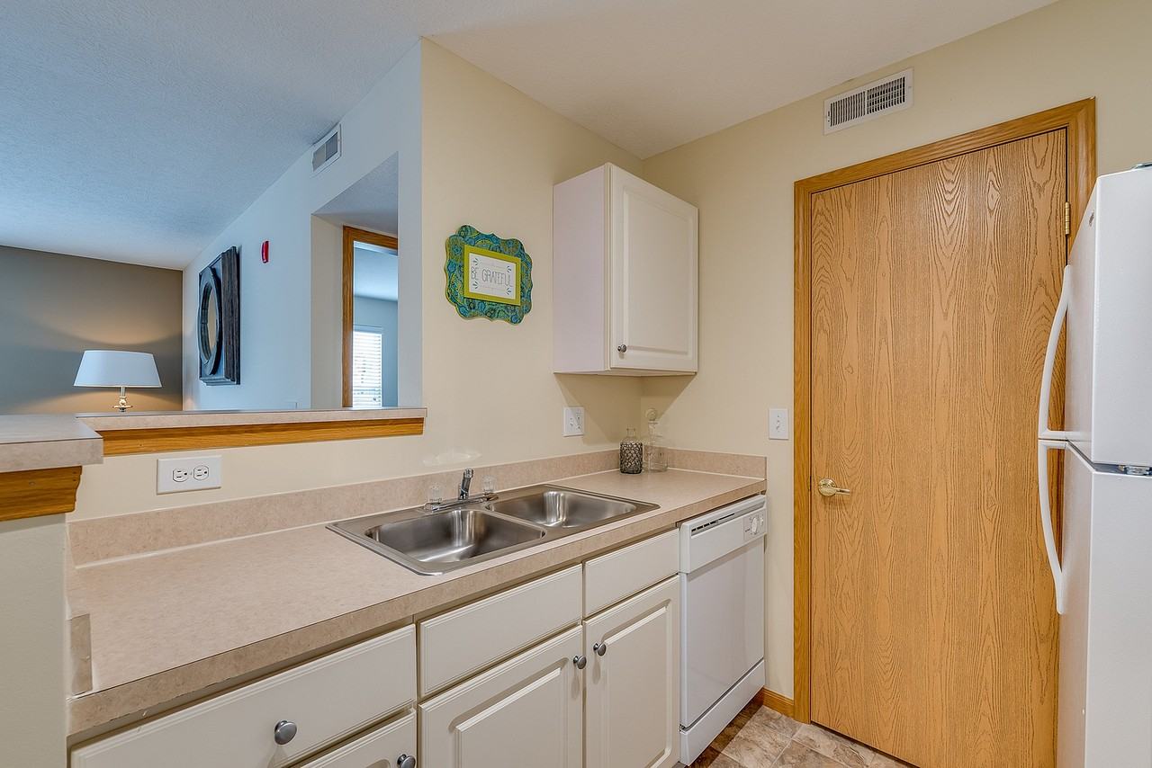 The Residences at Eastpointe Ridge - Photo 2 of 50