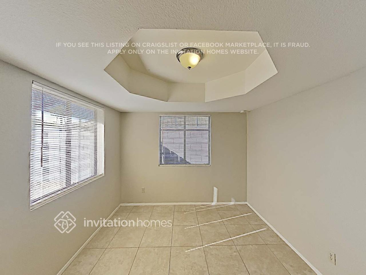 147 W Hillside St - Photo 5 of 18