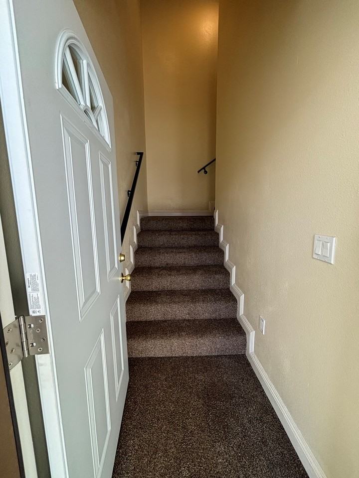 428 West 75th Street - Photo 2 of 17