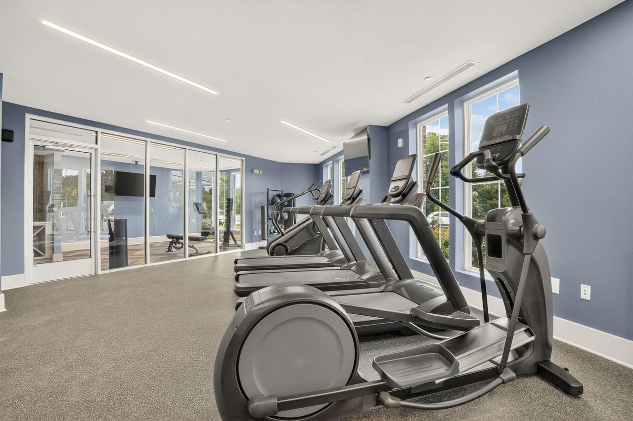 The Lodges of Huntersville - Photo 3 of 27