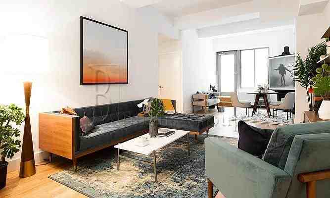 Wall St #2118 - Photo 2 of 9