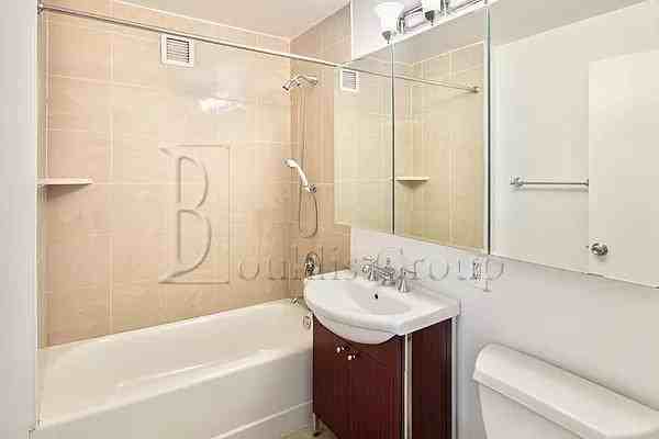 Maiden Ln #323 - Photo 7 of 7