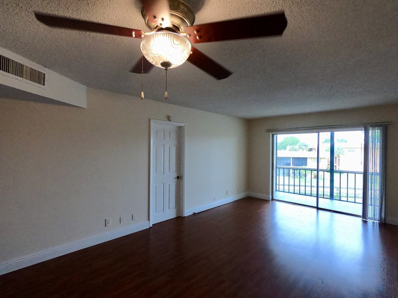 8020 Colony Cir N #271 - Photo 4 of 8
