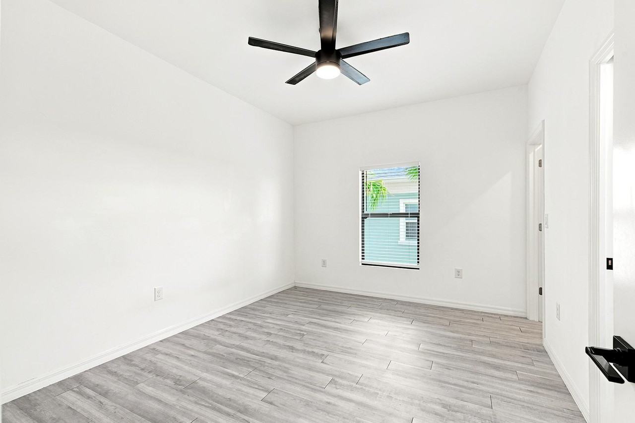 619 Cultural Park Blvd S - Photo 6 of 10