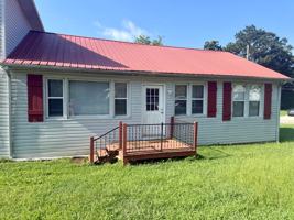 featured image of 801 Mountain St Ne