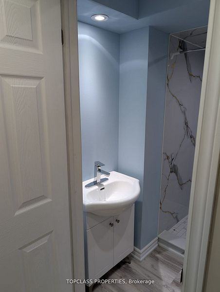 76 Samandria Avenue - Photo 5 of 10