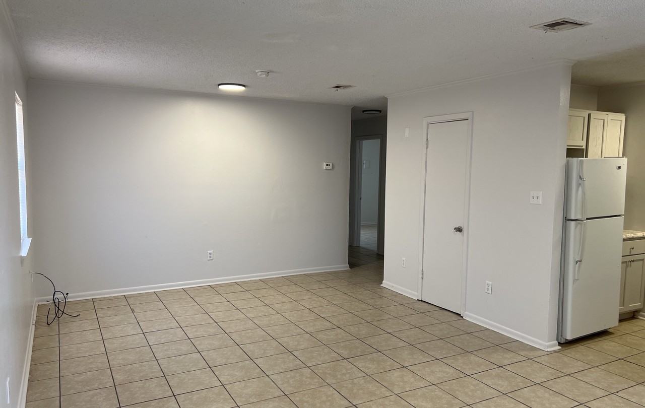 103 Sweetbriar St - Photo 6 of 10
