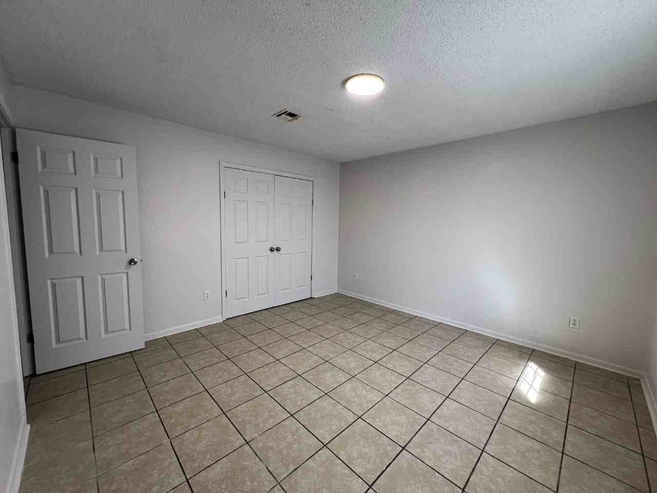 103 Sweetbriar St - Photo 7 of 10