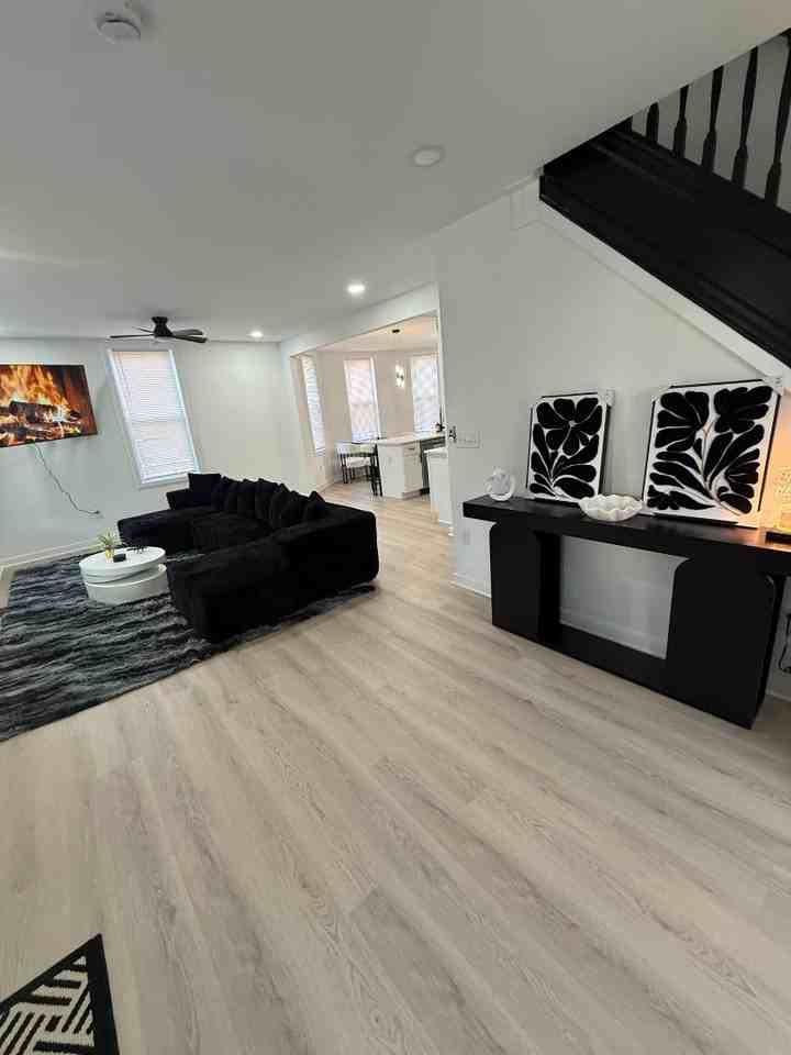 Campus-Convenient Student Rooms – 4 Bedrooms Available at 2903 E Cold Spring Lane - Photo 6 of 10