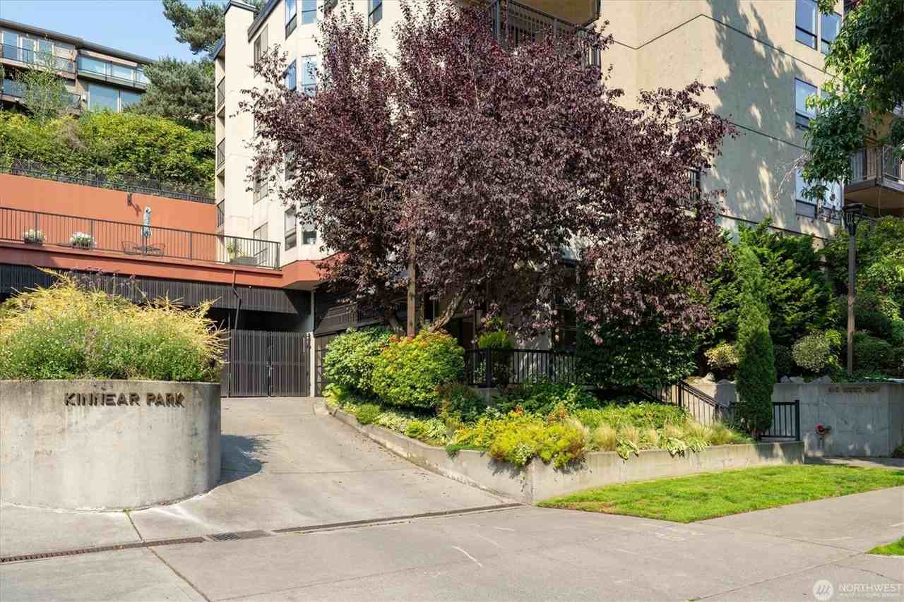410 W Roy St #E101 - Photo 6 of 17