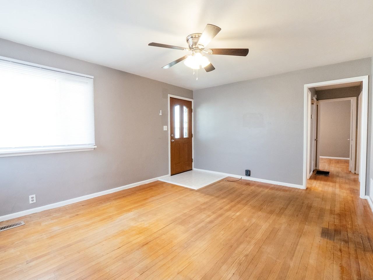 1015 Brough Ave #1 - Photo 6 of 10