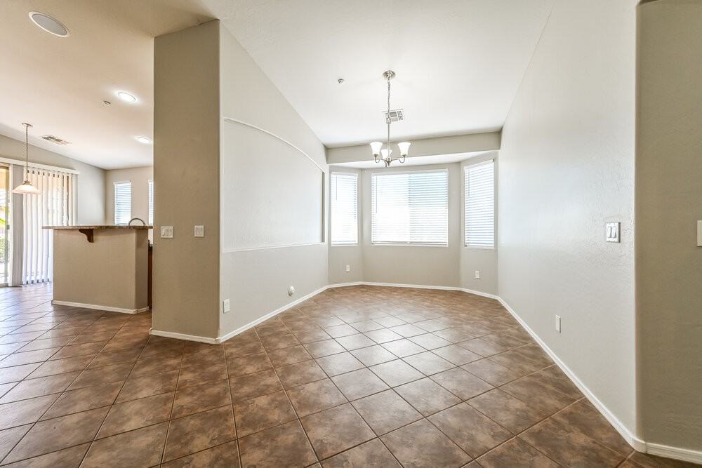 12137 W Dove Wing Way - Photo 6 of 16