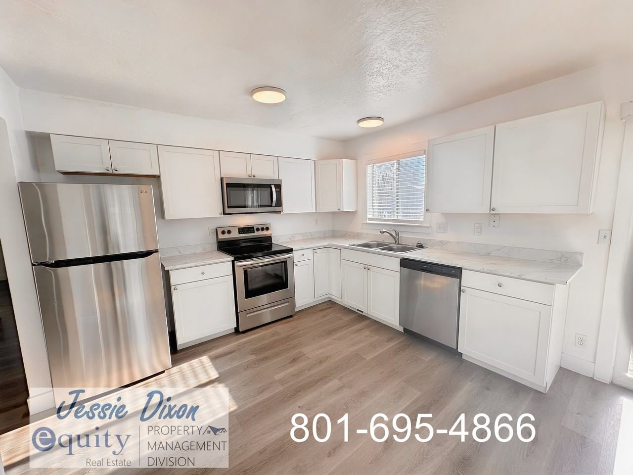 224 W 2350 N #D - Photo 2 of 17