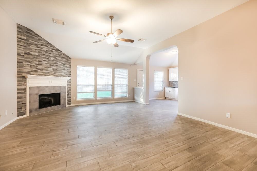 5113 Orange Blossom Ct - Photo 5 of 16