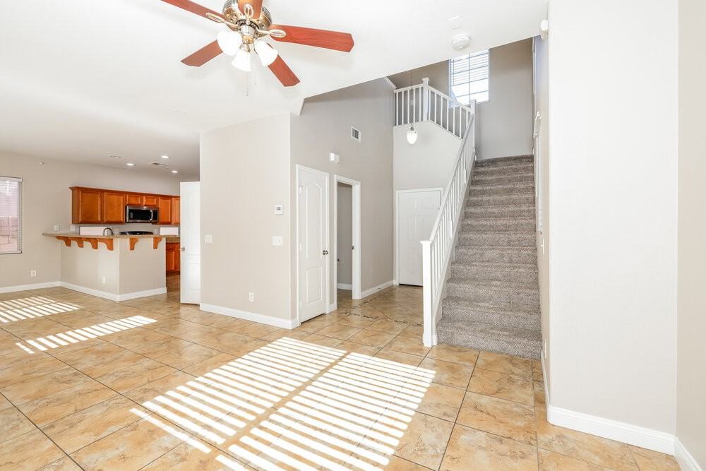 5119 Silent Valley Ave - Photo 6 of 17