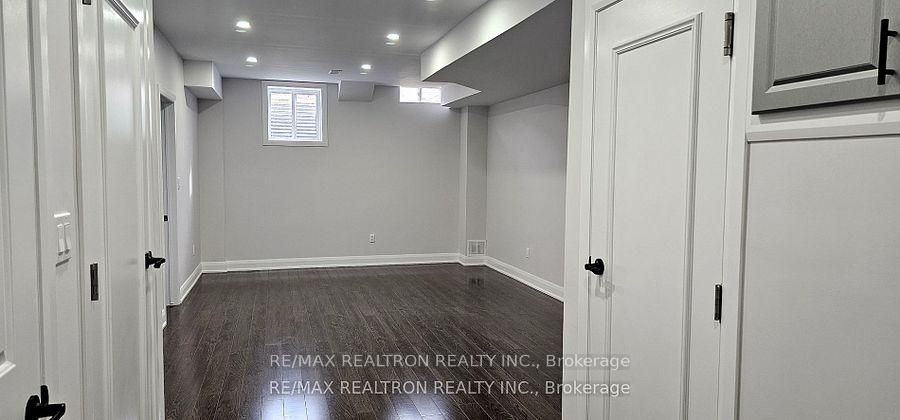 9 Morley Crescent - Photo 5 of 10