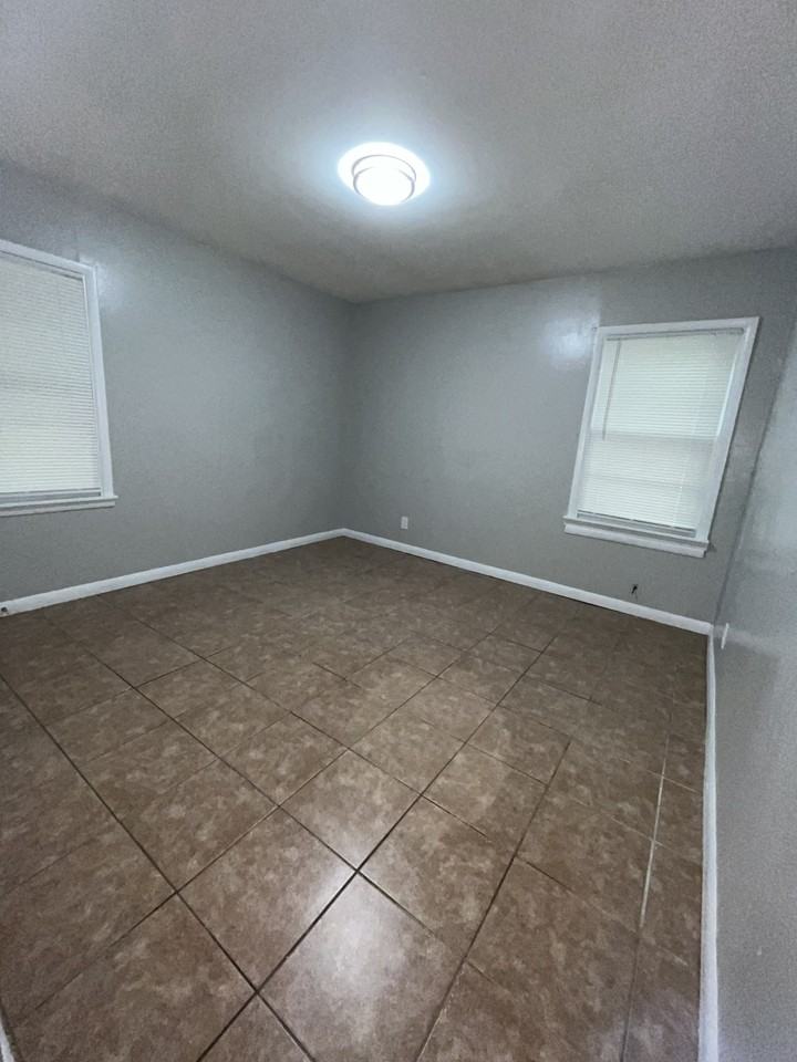 710 Patton Dr #1 - Photo 6 of 14